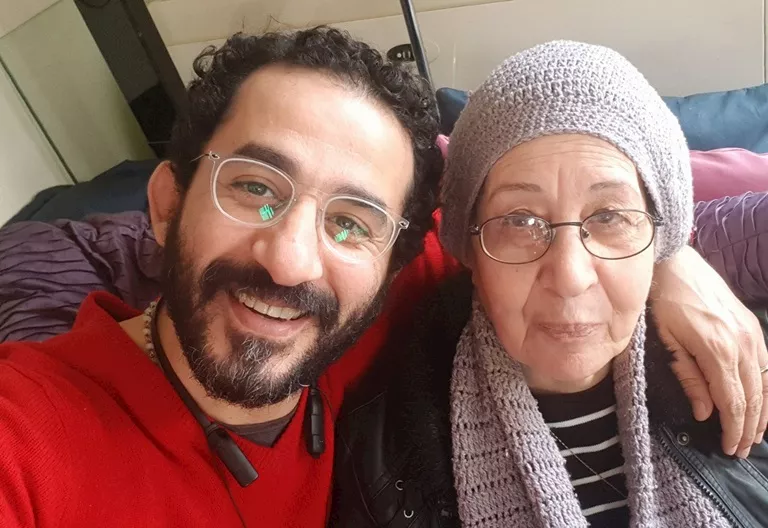 تركي آل الشيخ ينعى والدة النجم أحمد حلمي